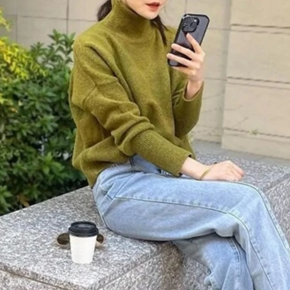 Brown Knit Turtleneck Pullover Sweater Long Sleeve Drop Shoulder